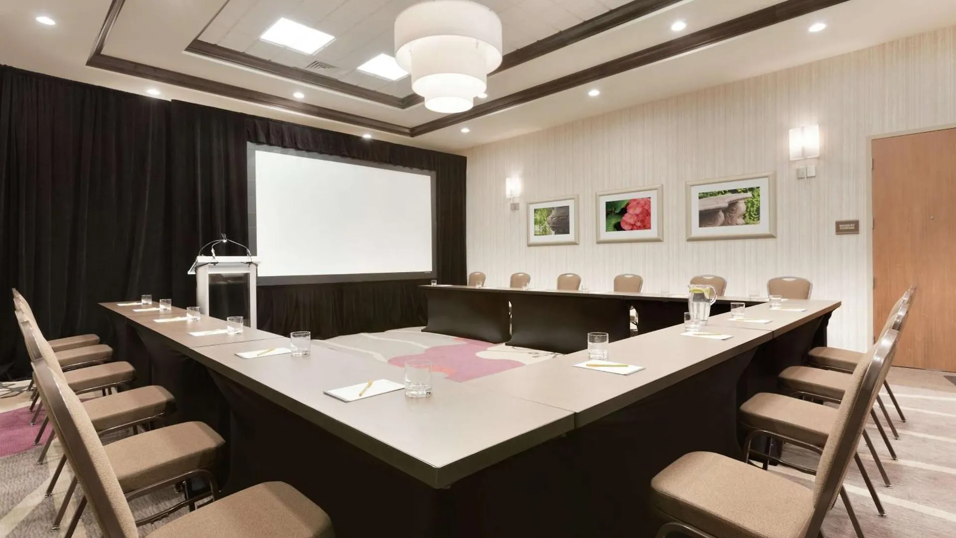 Hotel Hilton Garden Inn Pittsburgh Airport South-Robinson Mall Robinson Township